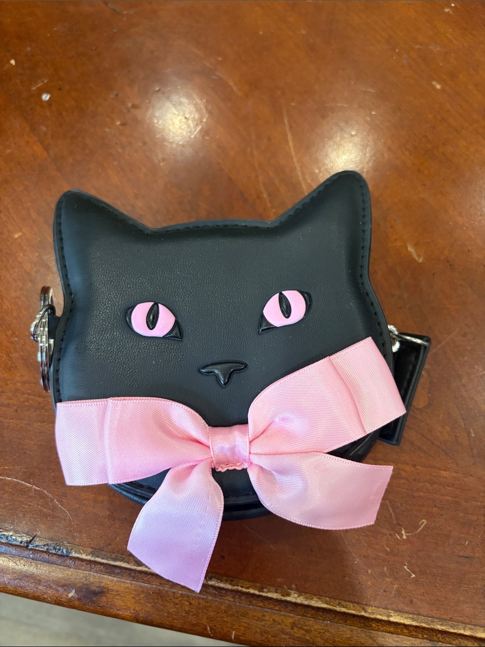 BATH AND BODY WORKS BLACK CAT HALLOWEEN KEYCHAIN